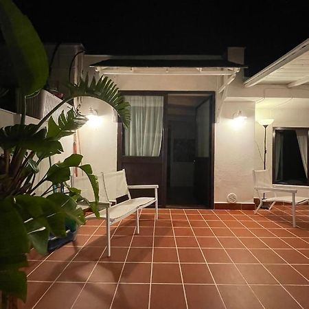 Surfinia'S Home Palermo Kültér fotó